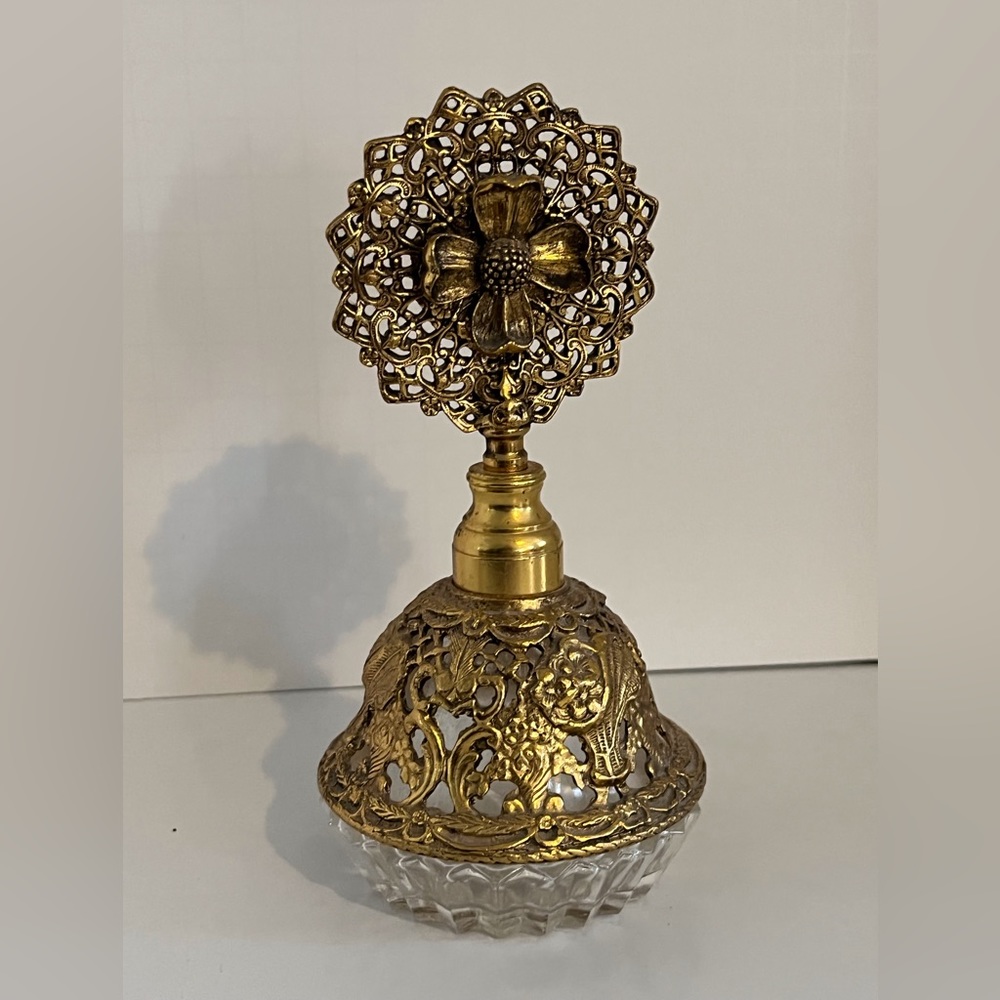 Globe Perfume Bottle Dogwood Design, 24kt Gold Plated, Vanity Bottle, Ormulo